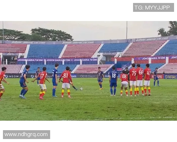 曼立联队迎战北岸水手力争主场胜利展现球队实力与斗志